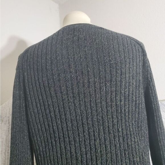GAP Gray Sweater Top Size Small - Picture 8 of 12